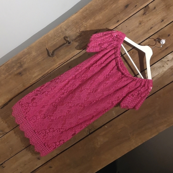 Off-the-shoulder fuchsia dress - Picture 4 of 4